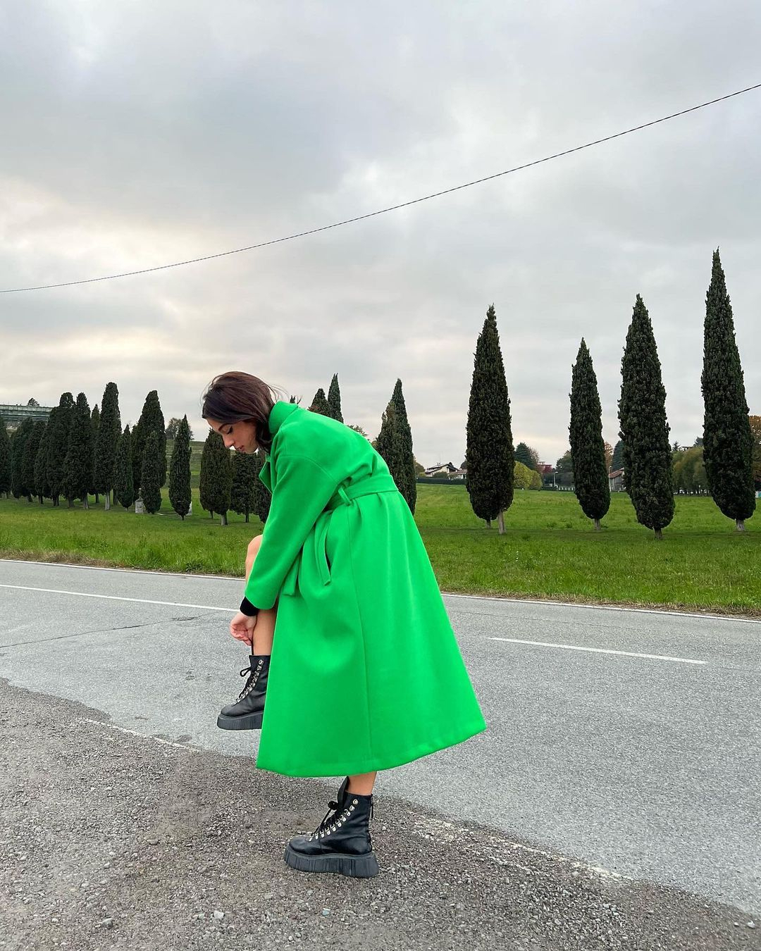 Giorgia Radaelli con maxi cappotto verde